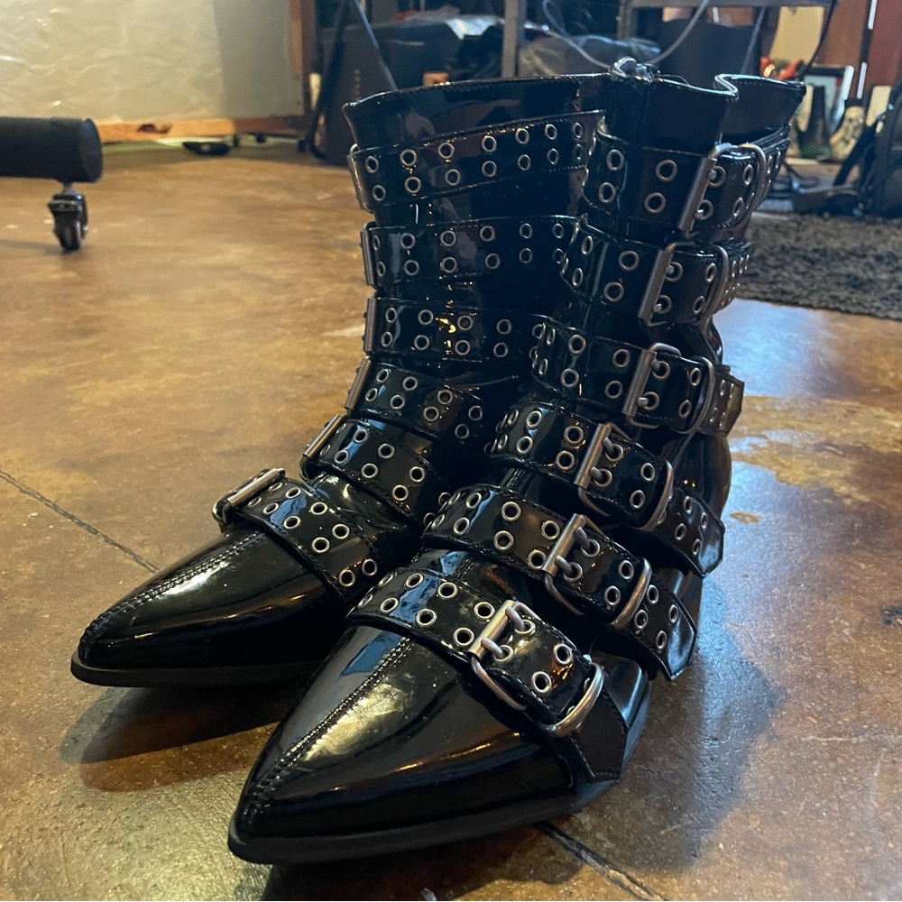Demonia pointy shoes. Used 2 times. Super comfy, shiny black patent. Warlock70
